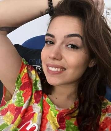 CurvyDreamJade